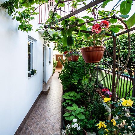 Apartments Lea Porec Exterior photo